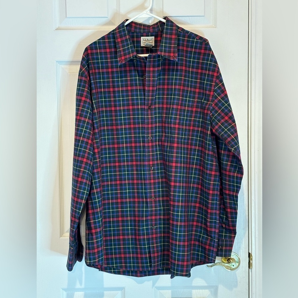 Wrinkle free plaid cotton  LL Bean button shirt